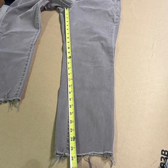 J Jill Denim Authentic Fit Slim Ankle Jeans Taupe Size 6 Distressed Hem Pants - Picture 5 of 8